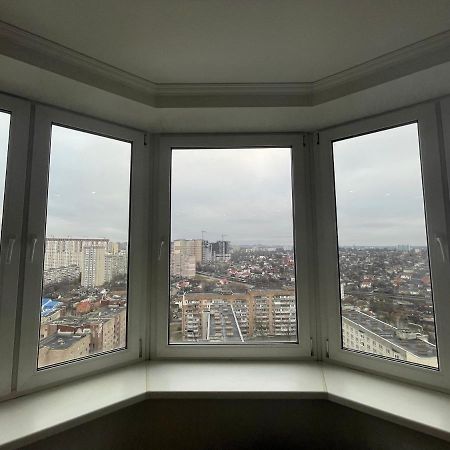 קייב View Apartments, 22 Floor With 2 Rooms מראה חיצוני תמונה